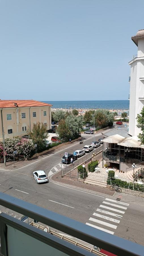 Hotel Sole Mio Rimini Exterior foto