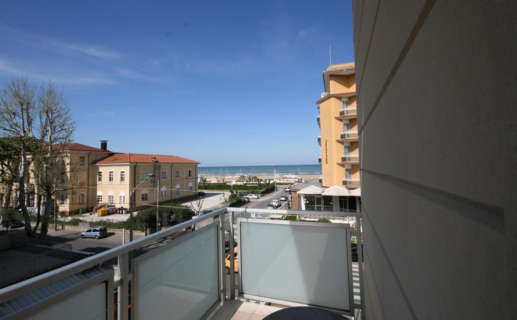 Hotel Sole Mio Rimini Exterior foto