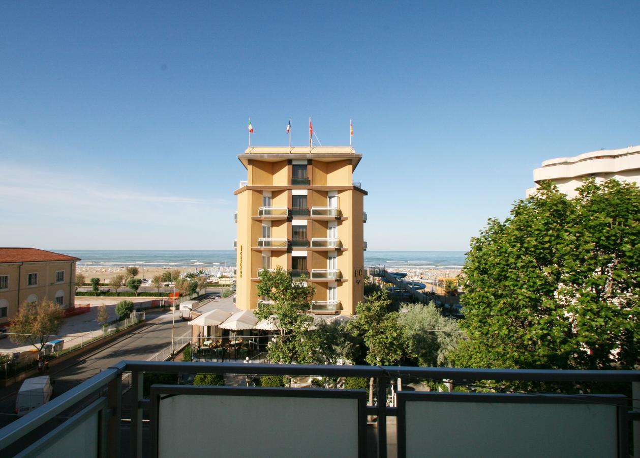 Hotel Sole Mio Rimini Exterior foto